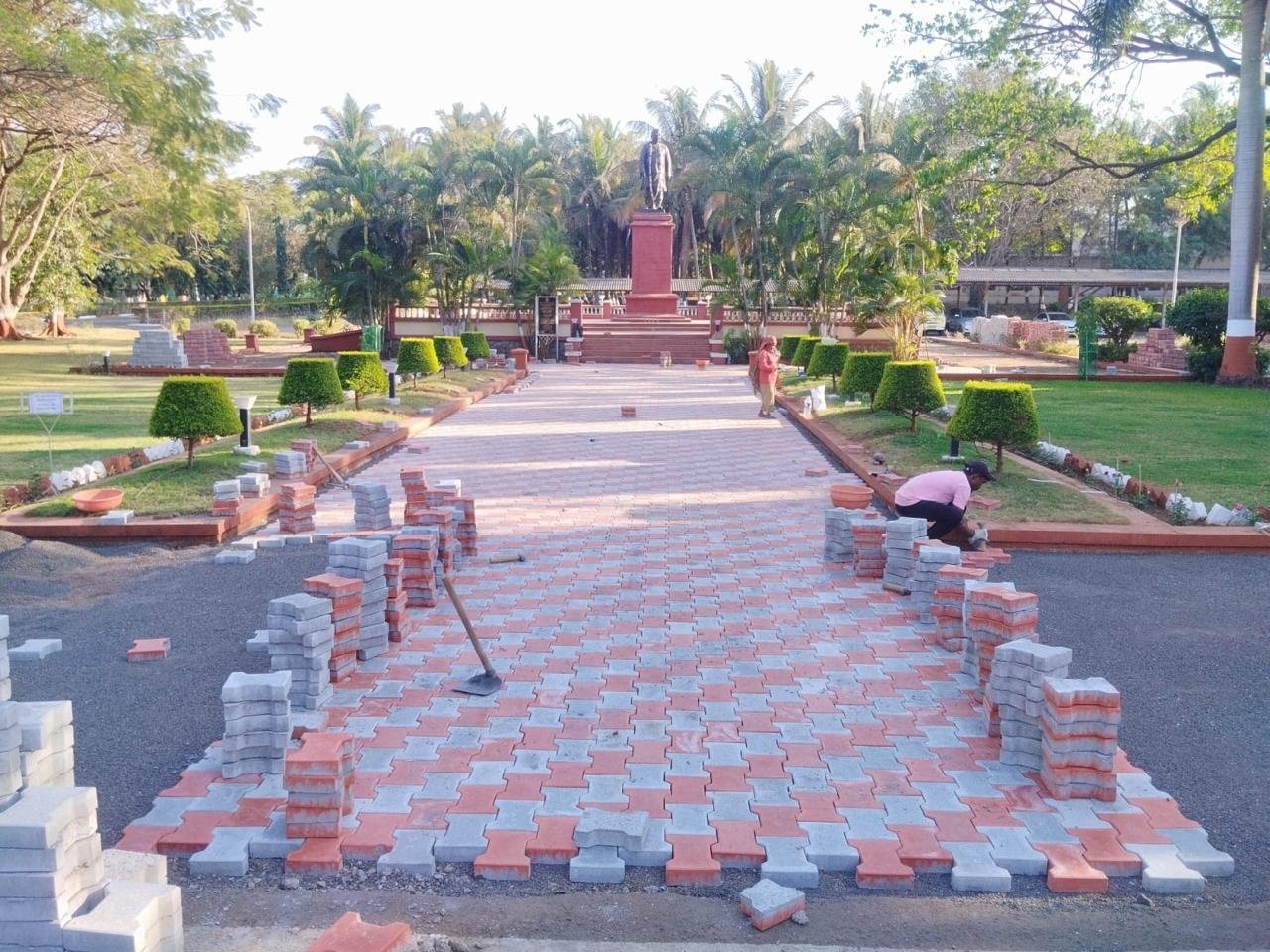 Yashwantrao Chavan State Garden Development, YCMOU